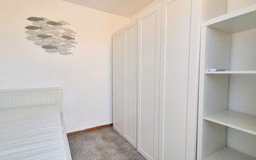 Property slide 40