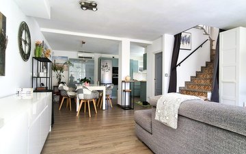 Property slide 8