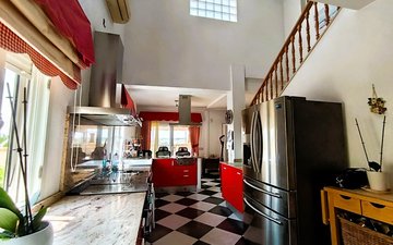 Property slide 17