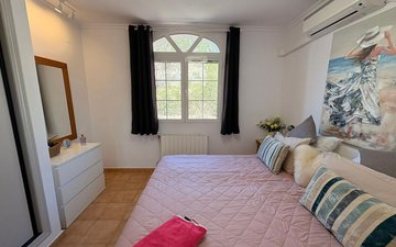Property slide 20