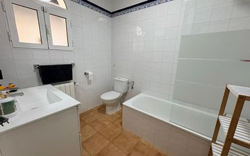 Property slide 24