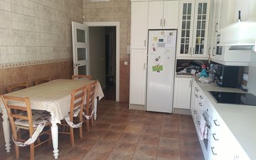 Property slide 10