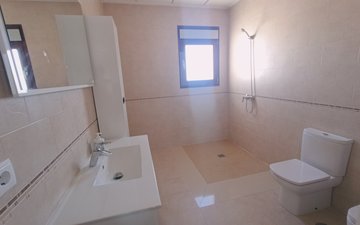 Property slide 32