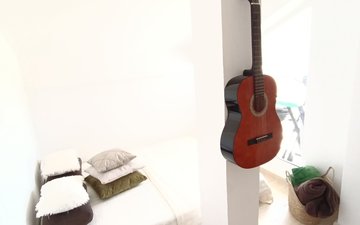 Property slide 18
