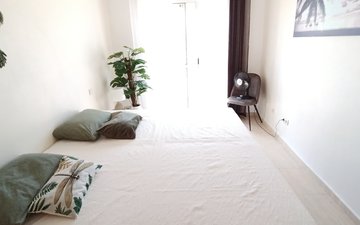 Property slide 25