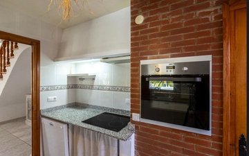 Property slide 22