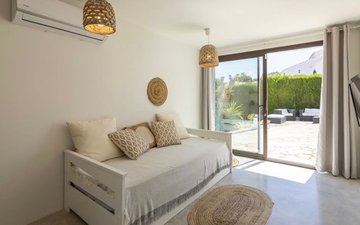 Property slide 21