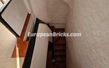 Property slide 32
