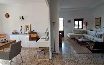 Property slide 29