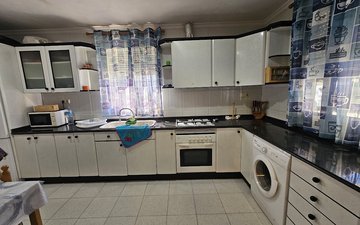 Property slide 10