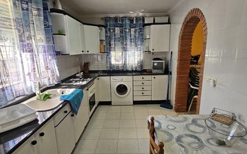 Property slide 11