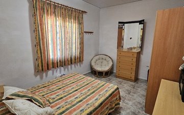 Property slide 21