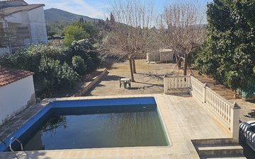 Property slide 50