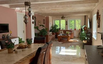 Property slide 9