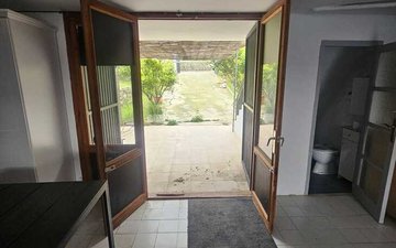 Property slide 49