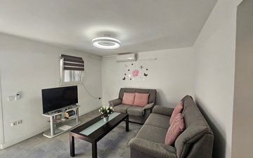 Property slide 40