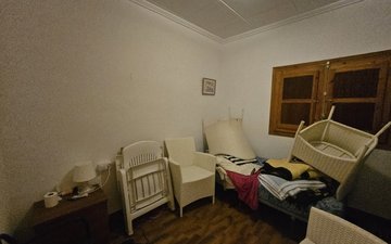 Property slide 20
