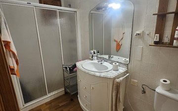 Property slide 23