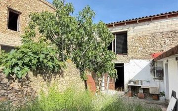 Property slide 16