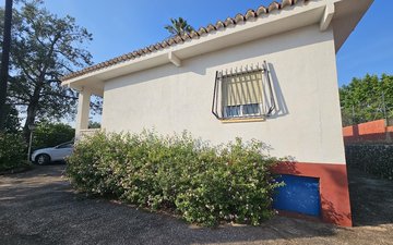 Property slide 38