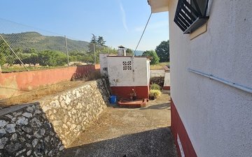 Property slide 28