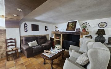 Property slide 21