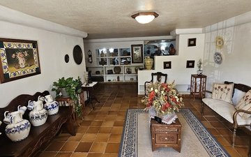 Property slide 22