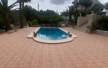 Property slide 10