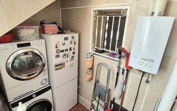Property slide 17