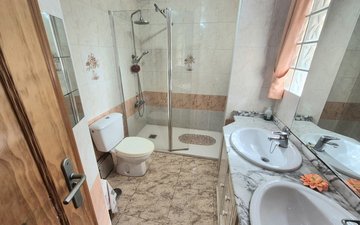 Property slide 16