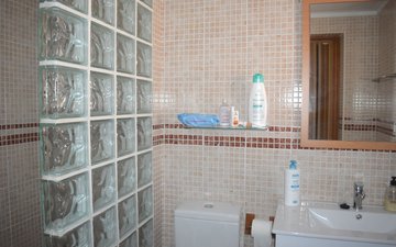 Property slide 25