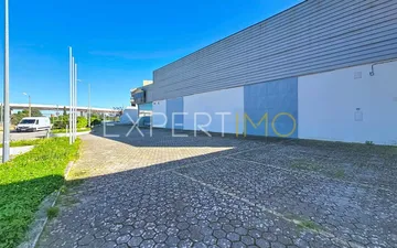Property slide 10