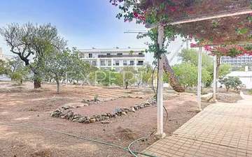 Property slide 48
