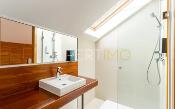 Property slide 19