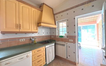 Property slide 23