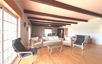 Property slide 32