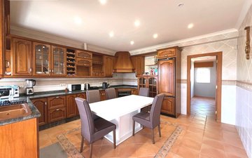Property slide 35