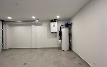 Property slide 19