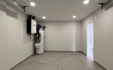 Property slide 21