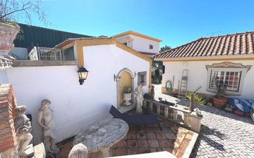 Property slide 40
