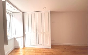 Property slide 32
