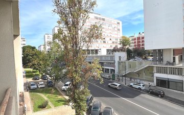 Property slide 40