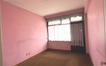 Property slide 48