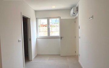 Property slide 43