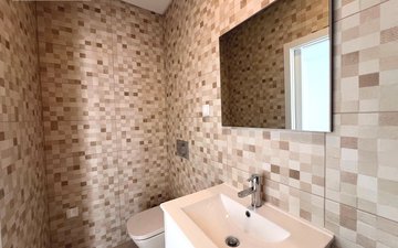 Property slide 48