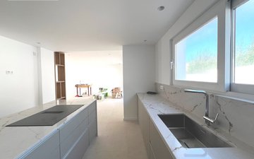 Property slide 24