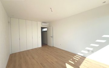 Property slide 36
