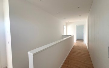 Property slide 44