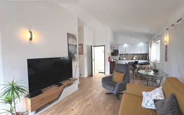 Property slide 19