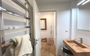 Property slide 30